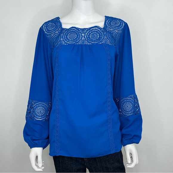 Valerie Steven’s women’s blue blouse - Picture 4 of 14